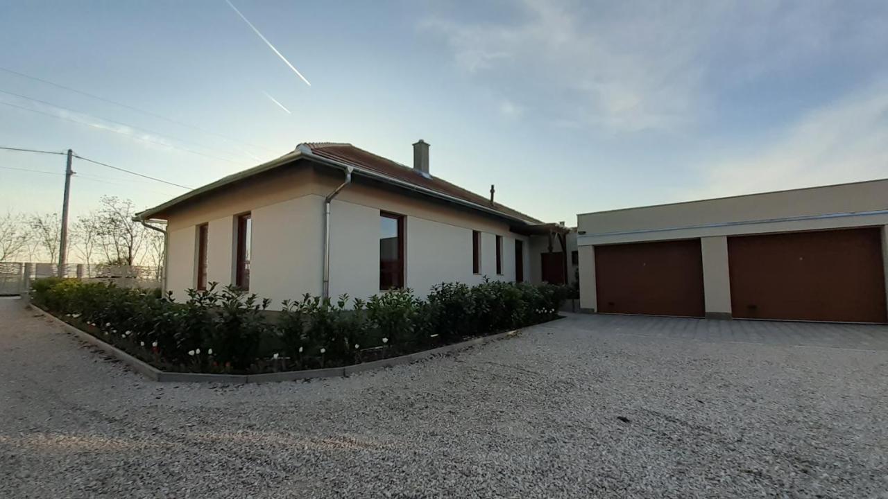 Bibic Apartman A Kapolnasnyek Εξωτερικό φωτογραφία